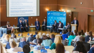 Возможности профессионального развития молодых специалистов обсудили на круглом столе в рамках Чебоксарского экономического форума