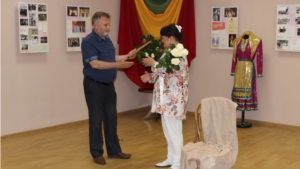 Заместитель министра Вячеслав Оринов посетил выставку «Стихи рождая, с музыкой сплетаюсь»