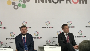 Министр Владимир Аврелькин и президент "Деловой России" Алексей Репик обсудили перспективы реализации совместных проектов