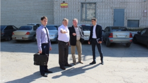 Заместитель министра Вячеслав Оринов с рабочим визитом посетил Государственную киностудию «Чувашкино» и архив электронной документации