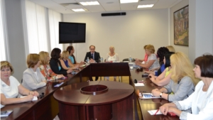 В Минэкономразвития Чувашии прошла встреча Президента общероссийской общественной организации «Ассамблея женщин-руководителей» с бизнес-леди республики