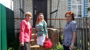 В Ядринском районе в рамках оперативно-профилактической операции «Подросток» обследованы семьи, состоящие на профилактическом учете