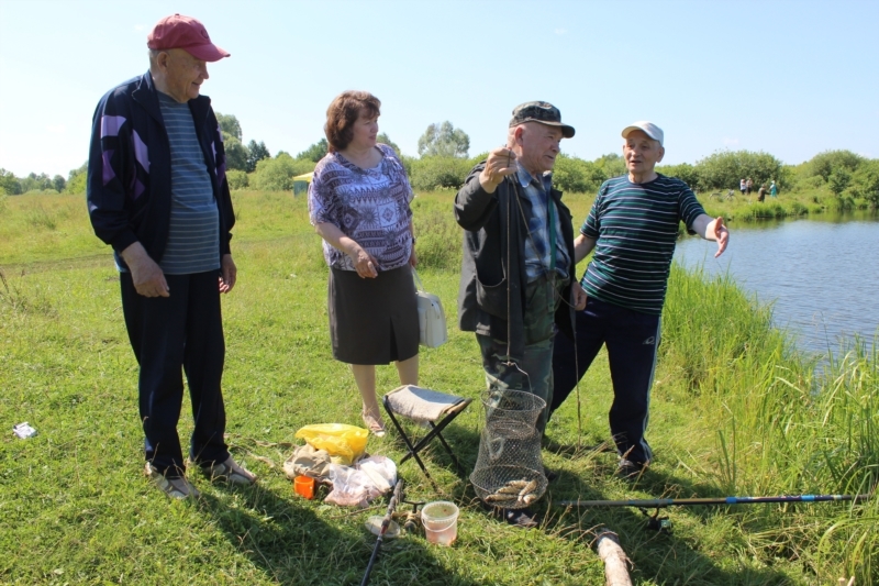 В Ядринском районе проходит конкурс по рыбной ловле среди людей с ограниченными возможностями здоровья