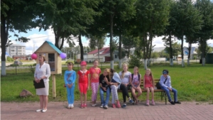 В Ядрине сегодня состоялось открытие уличной библиотеки