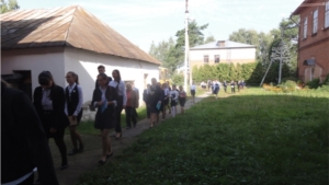 В рамках месячников гражданской защиты и пожарной безопасности, Дня безопасности, Дня солидарности в борьбе с терроризмом в гимназии №1 г.Ядрин прошла тренировочная эвакуация