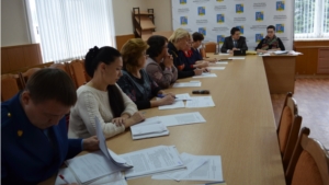 В администрации Мариинско-Посадского района состоялось очередное заседание комиссии по делам несовершеннолетних и защите их прав