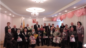Яльчикскому району 90 лет: чествование юбиляров семейной жизни