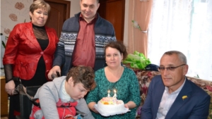 Депутат Госсовета ЧР С.В. Мельников посетил на дому детей с ограниченными возможностями здоровья