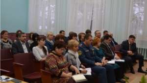 Рабочая неделя в администрации Мариинско-Посадского района началась с планового совещания