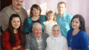 60-летний юбилей супружеской жизни отметила семья Егоровых из с. Мишуково