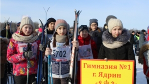 В Ядрине начался спортивный праздник