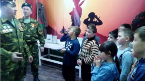 Пограничники встретились со школьниками в музее