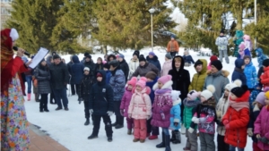 Масленица на площадке перед ДК "Акация"