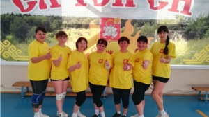 Прошли первые игры предварительного этапа волейбола XV районного женского культурно-спортивного фестиваля