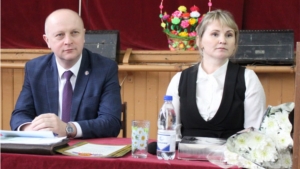Глава Чебаковского сельского поселения Ангелина Юхтанова   отчиталась о проделанной работе, рассказала о перспективах