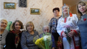 100-летний юбилей отметила жительница города Новочебоксарска Лидия Андреевна Горбунова