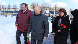 День траура по жертвам пожара в Кемерово