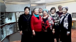 Ветераны Ядринского района посетили выставку «Бабочки и жуки мира»  в Доме-музее Н.Д. Мордвинова