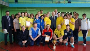 Соревнования по волейболу среди работников общеобразовательных учреждений Урмарского района