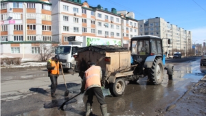 В городе Новочебоксарске стартовал ямочный ремонт дорожного покрытия