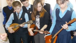 Учащиеся Порецкой школы посетили выставку «Музыка. Пространство. Время»
