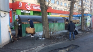 В Ленинском районе наводится чистота и порядок на мини-рынках