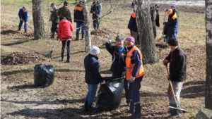 Сотрудники МУП "Коммунальные сети города Новочебоксарск" приняли участие в традиционном весеннем субботнике