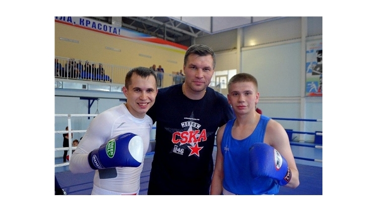 Чемпион мира Григорий Дрозд провел мастер-класс для любителей бокса из Чебоксар