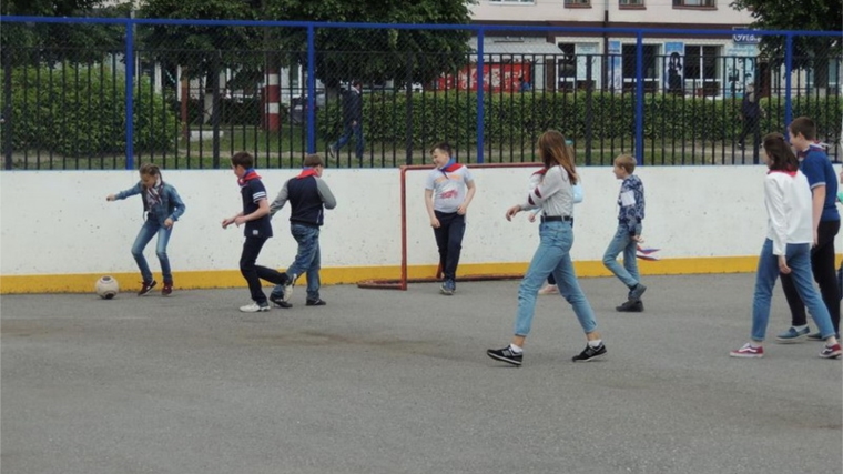 В пришкольных лагерях города Шумерля прошли тематические мероприятия, посвященные началу Чемпионата Мира по футболу