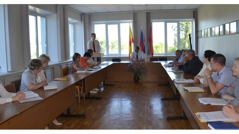 _В администрации города Алатыря состоялось еженедельное планерное совещание