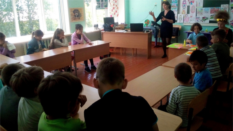 Об экологическом проекте «Ради чистой Чувашии» узнали дети пришкольного лагеря &quot;Радуга&quot; в посёлке Восход