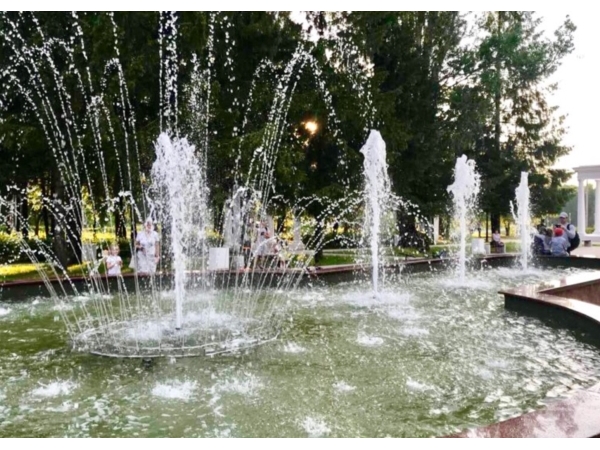В парке культуры и отдыха &quot;Амазония&quot; состоялся пробный запуск нового фонтана (&quot;Чебоксары.ру&quot;)