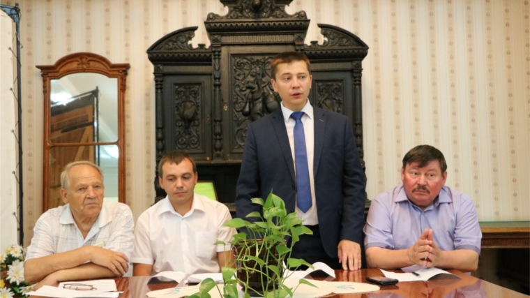 Виталий Михайлов принял участие в работе «круглого стола» на тему деятельности социально-ориентированных общественных организаций
