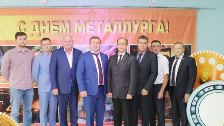 Виктор Горбунов поздравил металлургов с профессиональным праздником