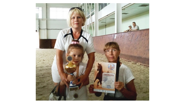 Юная воспитанница конно-спортивного клуба «Поречье» - бронзовый призер фестиваля по адаптивному конному спорту &quot;Жемчужинки Поволжья&quot;