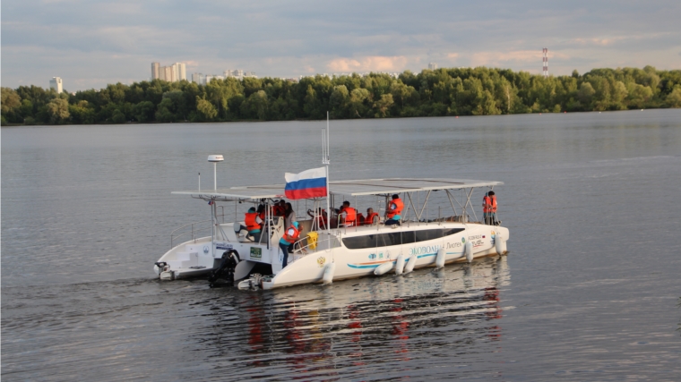 Уникальный катамаран на солнечных модулях прибудет в Чебоксары