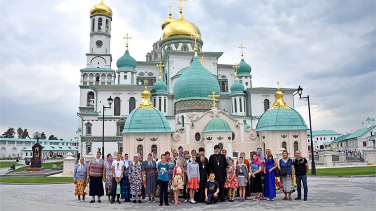 Паломники Ибресинского района посетили православные храмы г. Москвы