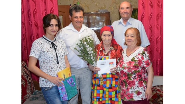 Жительница Московского района г. Чебоксары Пуштарекова Стефанида Яковлевна отмечает 90-летний юбилей