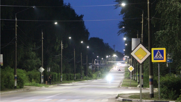 В рамках энергосервисного контракта по всему городу заменены светильники на энергосберегающие