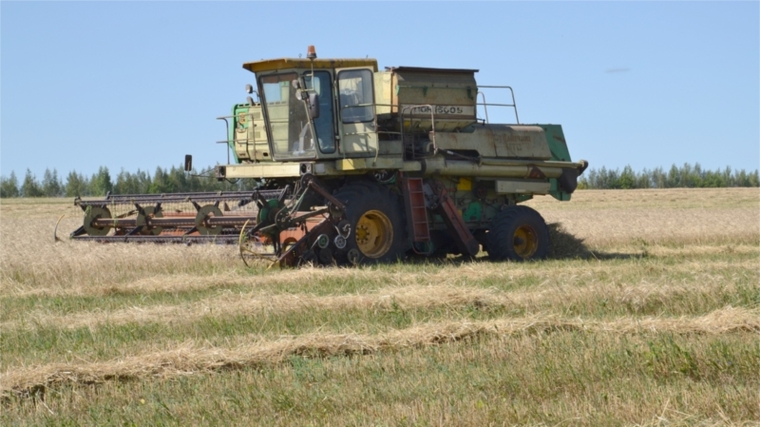 Уборка зерновых находится на особом контроле у главы администрации Алатырского района