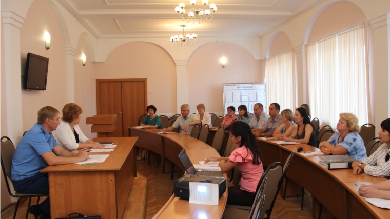Под председательством главы администрации города Новочебоксарска Ольги Чепрасовой состоялось заседание Межведомственной комиссии по профилактике правонарушений