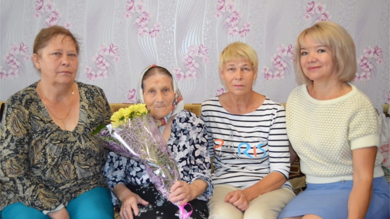 Поздравление с 90-летием от Президента России получила долгожительница города Шумерля