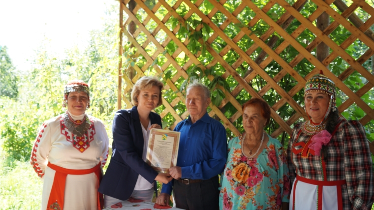 «Изумрудную» свадьбу отметили супруги Николаевы из Новочебоксарска