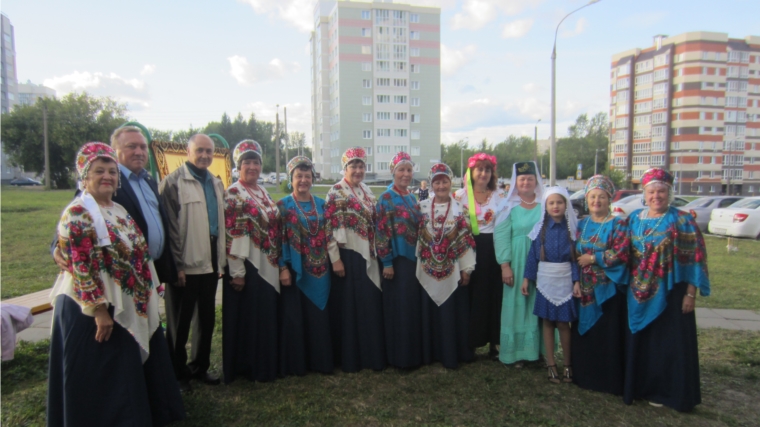 В ТОС «Восточный» прошел мини-фестиваль «Хоровод дружбы»