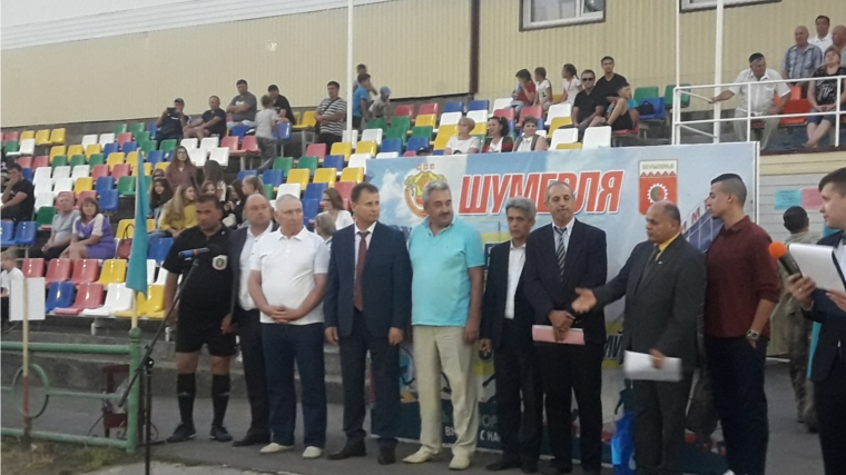 В Шумерле состоялось официальное открытие Республиканского турнира по футболу среди детских команд