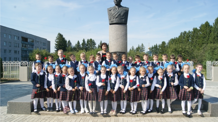 Чебоксарские школьники приняли участие в мероприятии памяти летчика-космонавта Андрияна Николаева
