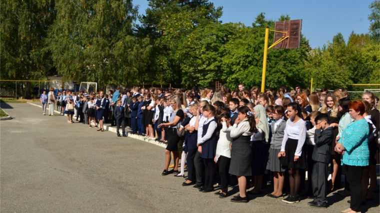 В образовательных учреждениях города Шумерля проходят учебные эвакуации