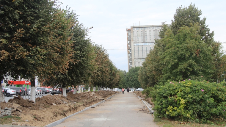 В Новочебоксарске начались работы по благоустройству пешеходной части улицы Винокурова