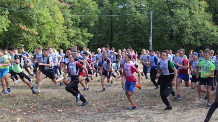 В Канаше прошло яркое спортивное событие - очередной Всероссийский день бега «Кросс Нации – 2018»