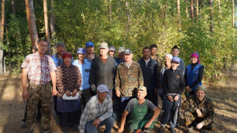 В Алманчиковском сельском поселении стартовала акция «Живи, лес!»